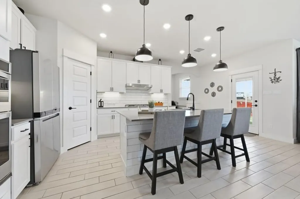 425 Purple Heart Drive Buda TX 78610