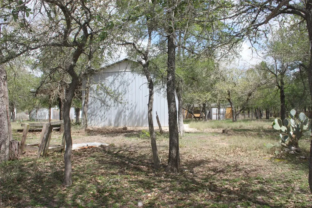 936 Fm 1185 Lockhart TX 78644