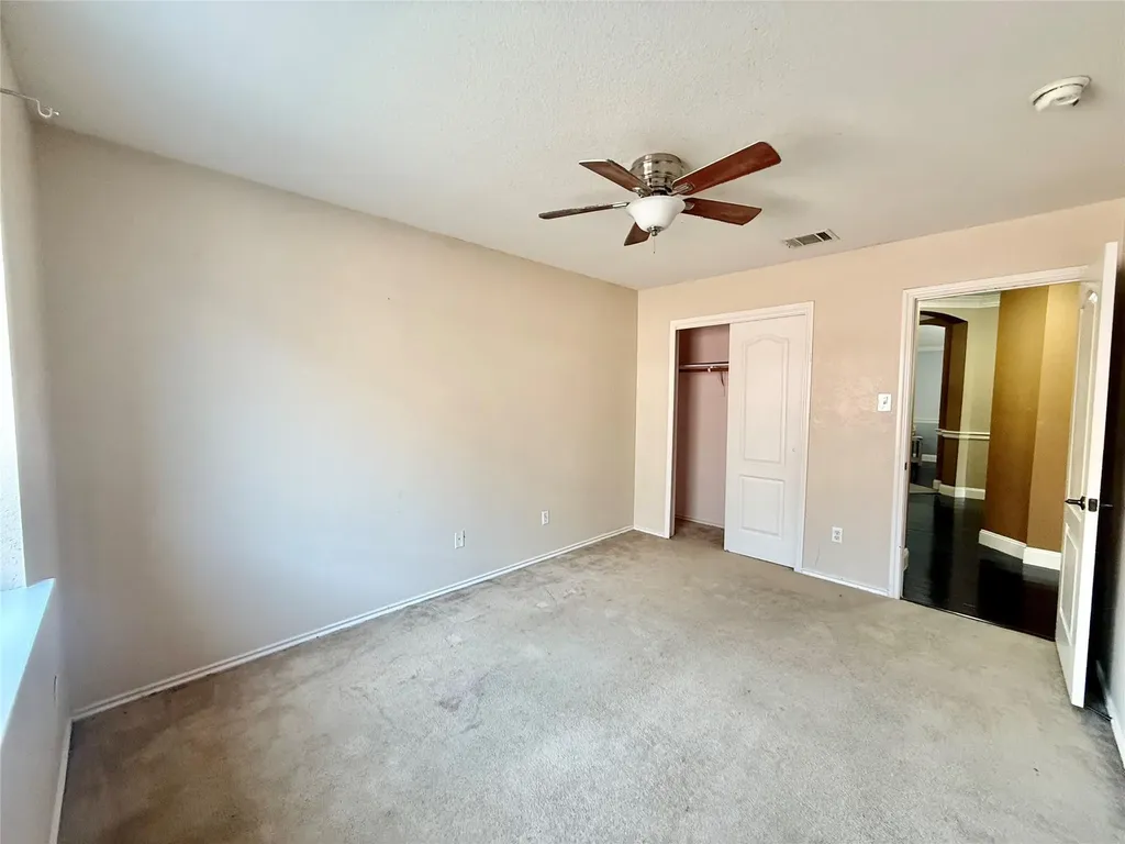 12820 Waynespur Lane Elgin TX 78621