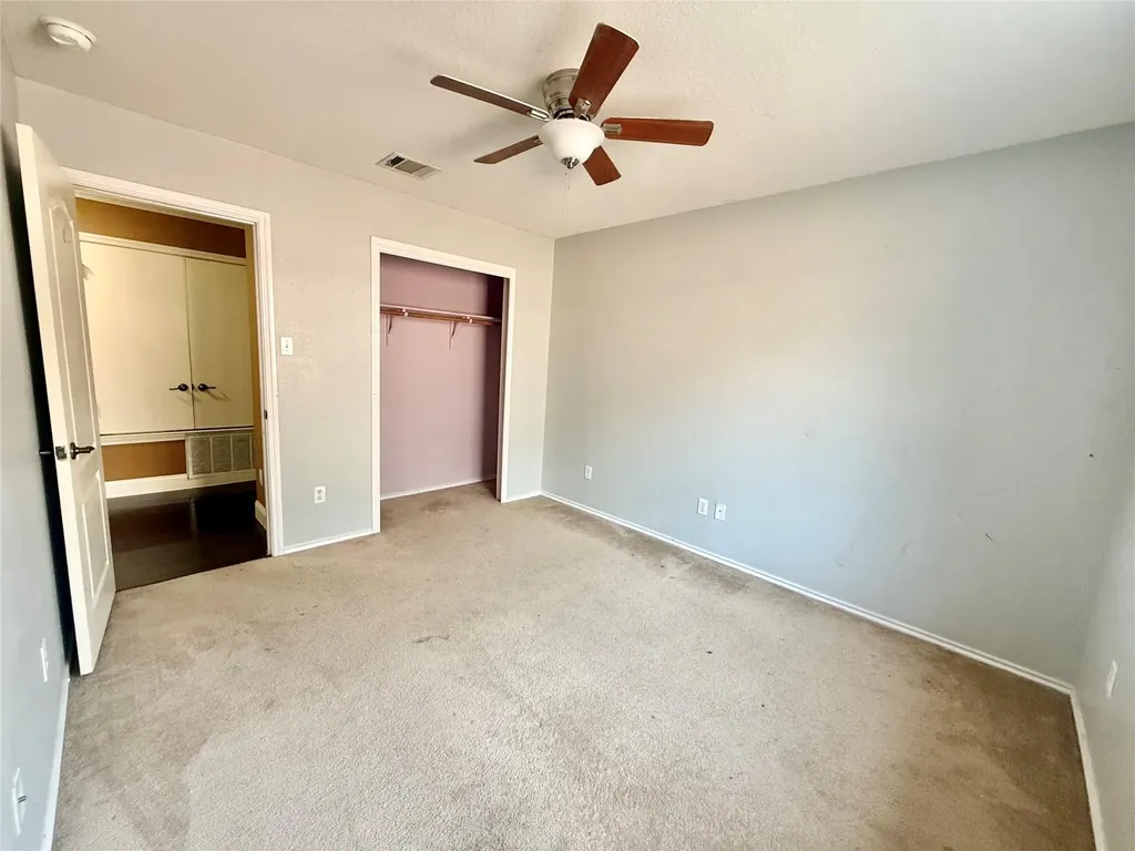 12820 Waynespur Lane Elgin TX 78621