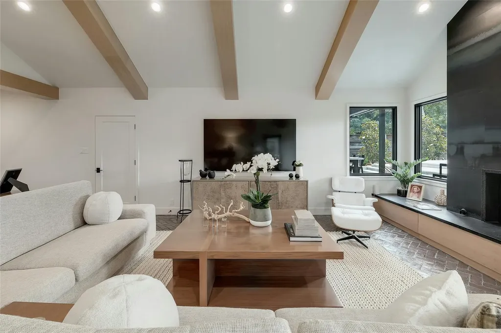 4703 Highland Terrace Austin TX 78731