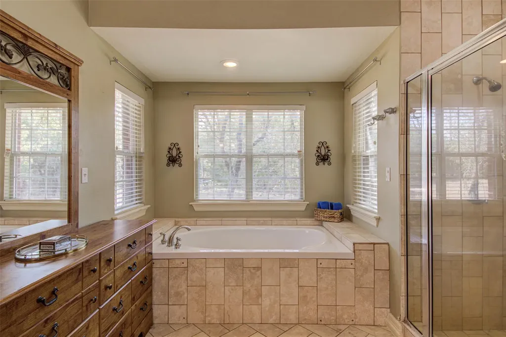 465 Hannah Drive Dripping Springs TX 78620
