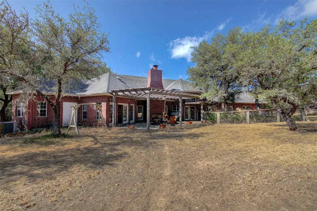 465 Hannah Drive Dripping Springs TX 78620