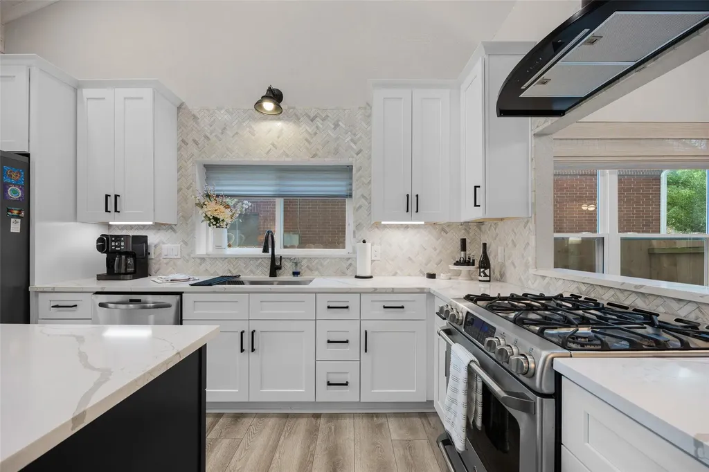1211 Cardinal Lane Round Rock TX 78681