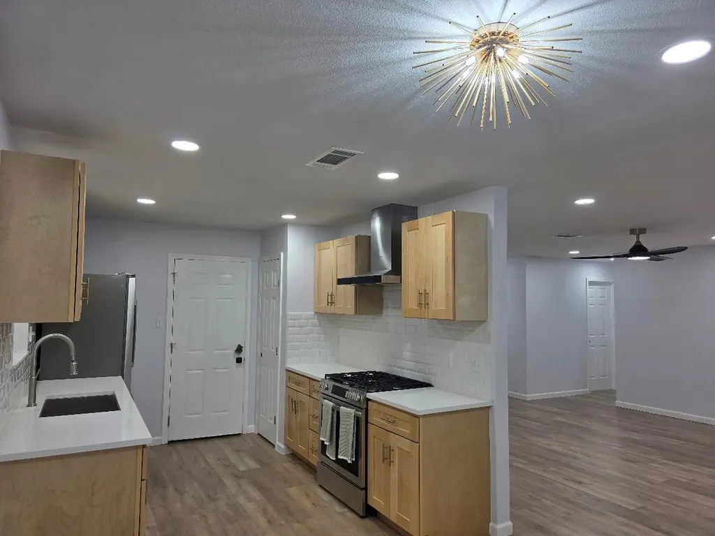 4803 Peach Grove Road Austin TX 78744