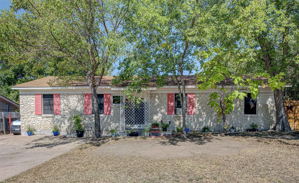 110 W Saint Johns Avenue Austin TX 78752
