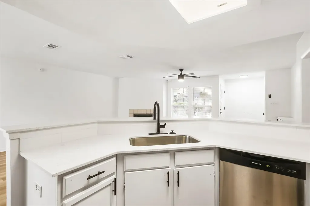 923 E 41st Street Austin TX 78751