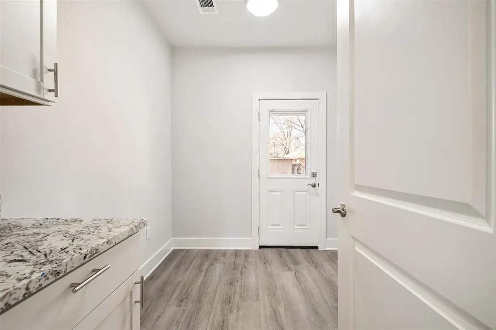107 Wilkes Street Smithville TX 78957