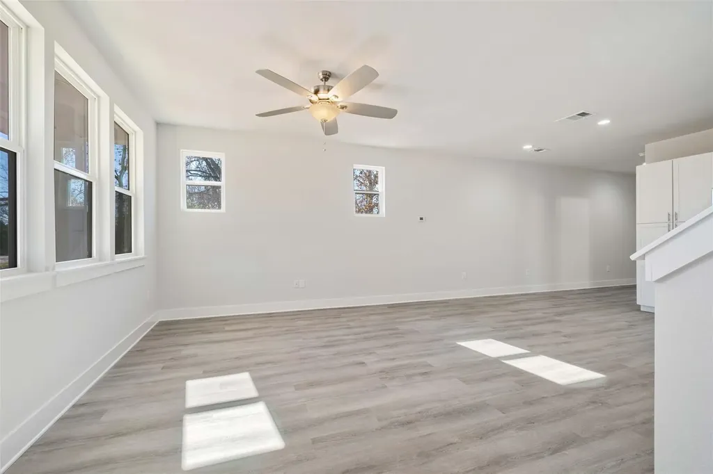 107 Wilkes Street Smithville TX 78957