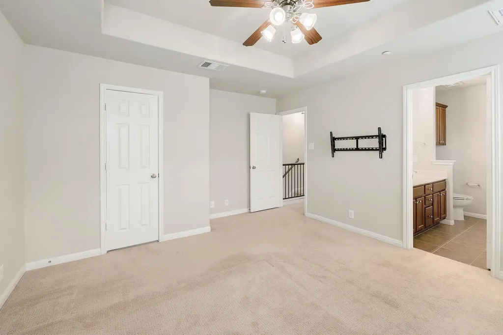 1310 Parmer Lane Austin TX 78727