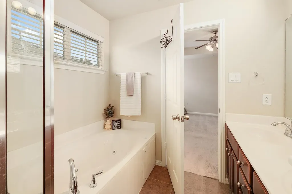 1310 Parmer Lane Austin TX 78727