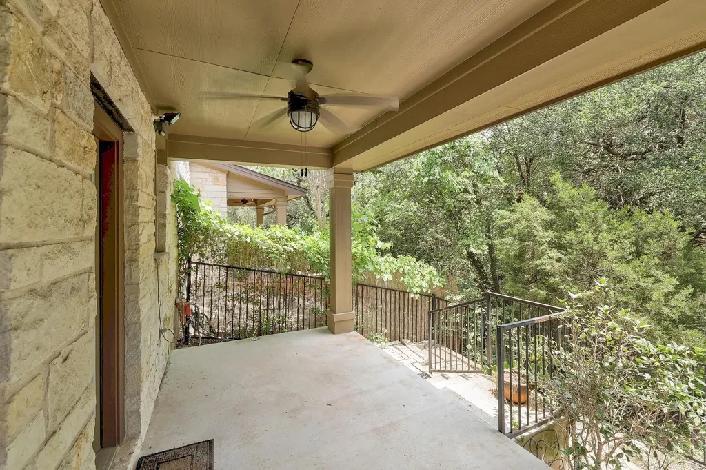 1310 Parmer Lane Austin TX 78727