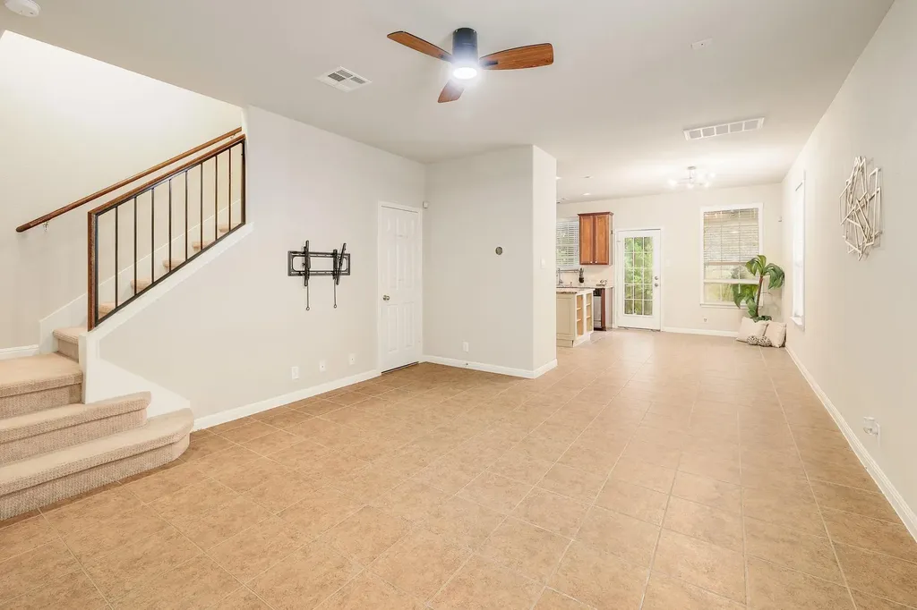 1310 Parmer Lane Austin TX 78727