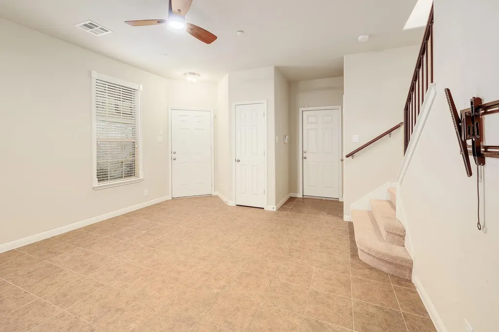 1310 Parmer Lane Austin TX 78727