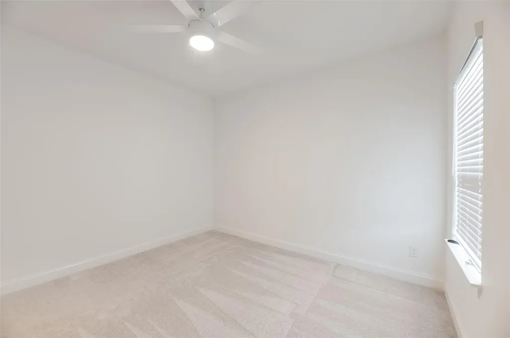 5700 Fresno Avenue Pflugerville TX 78660