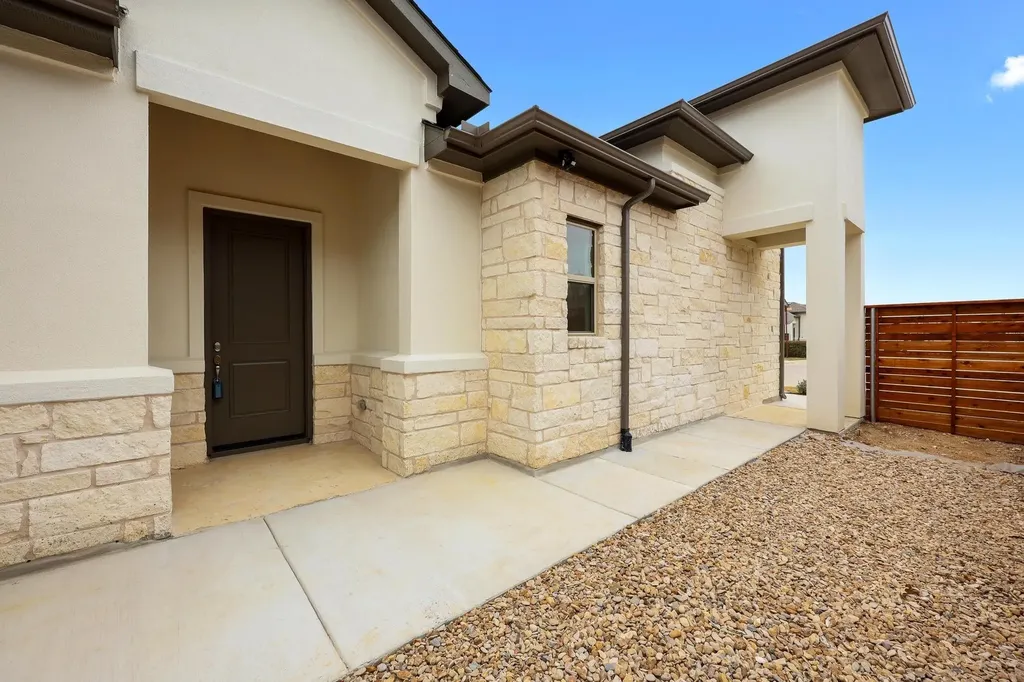 201 Skyflower Drive Georgetown TX 78628