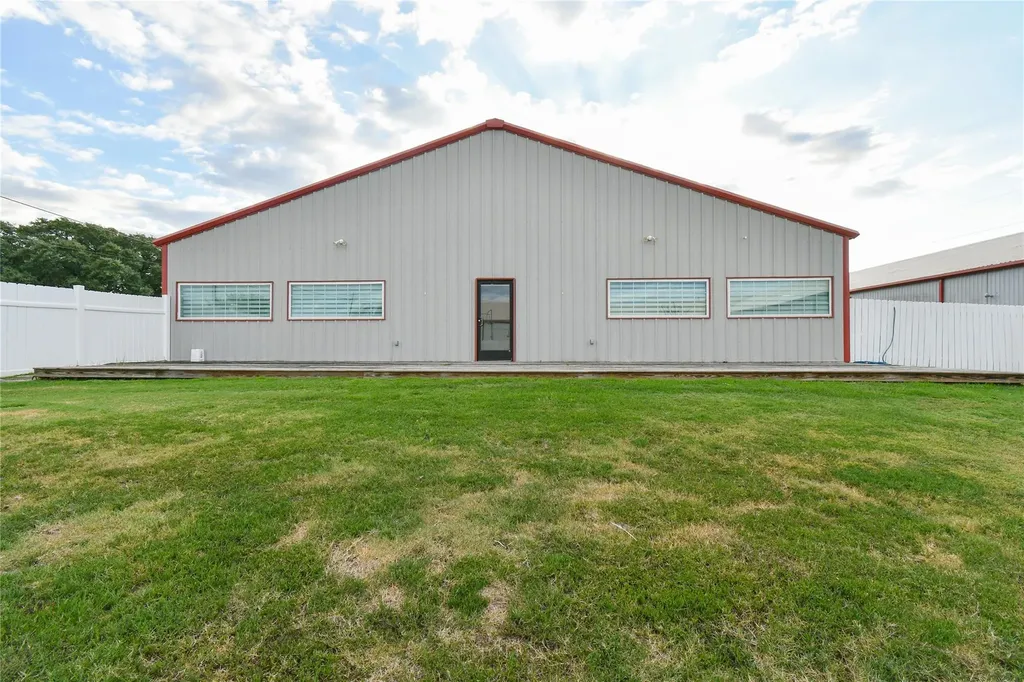 1201 Kessler Avenue Schulenburg TX 78956