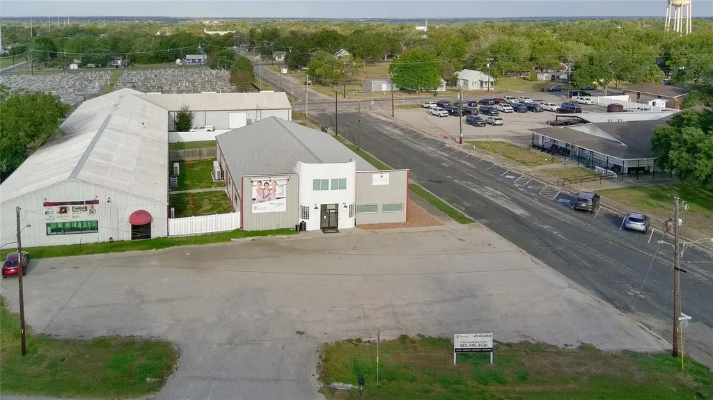 1201 Kessler Avenue Schulenburg TX 78956