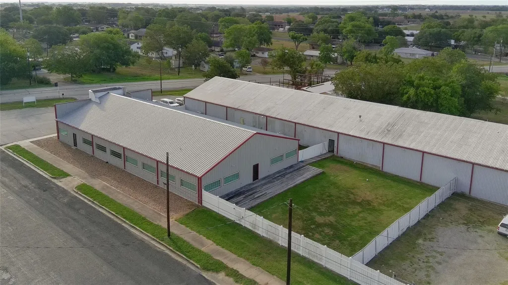 1201 Kessler Avenue Schulenburg TX 78956