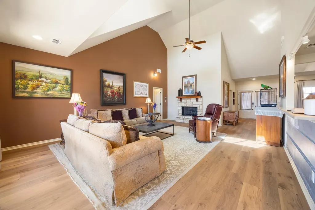 192 Indian Oaks Pass Blanco TX 78606