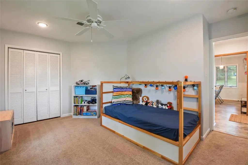 528 Old Mcdade Road Elgin TX 78621