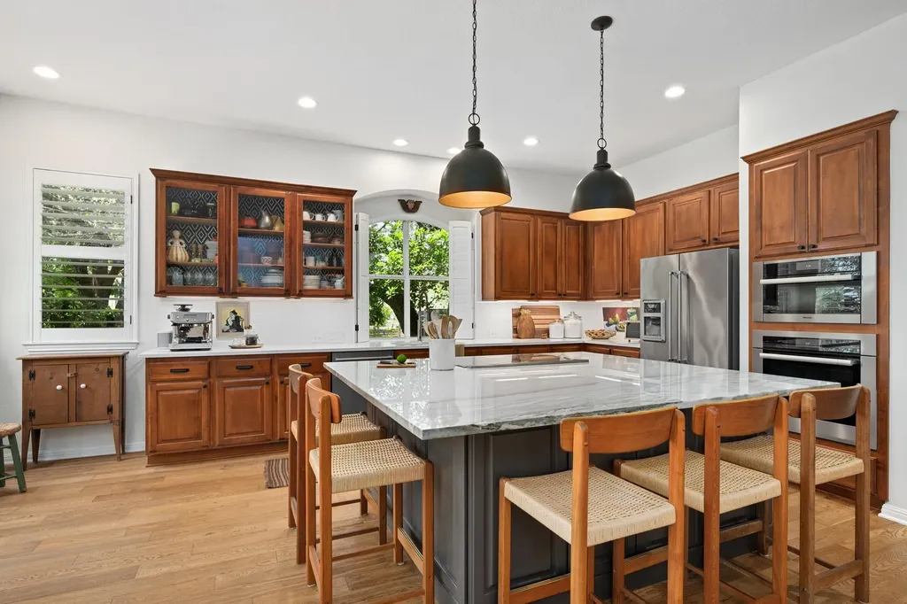 13315 Country Lake Drive Austin TX 78732