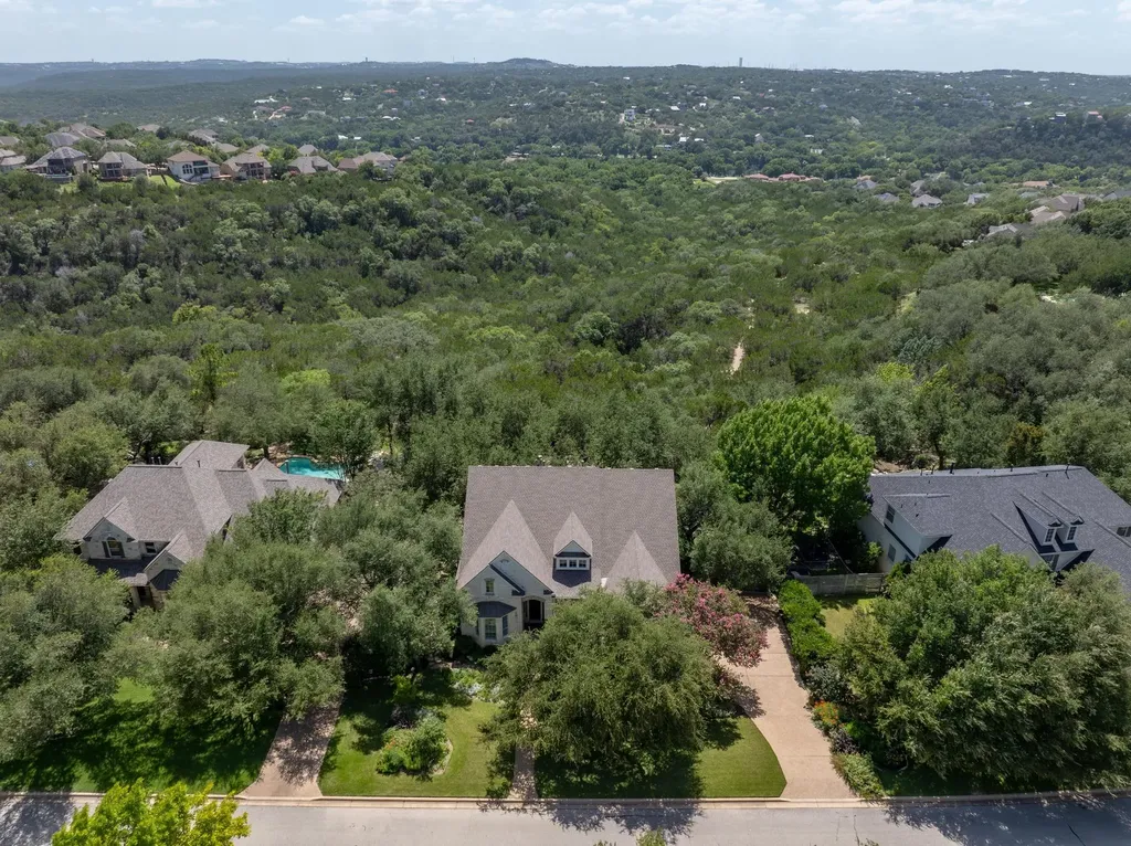 13315 Country Lake Drive Austin TX 78732