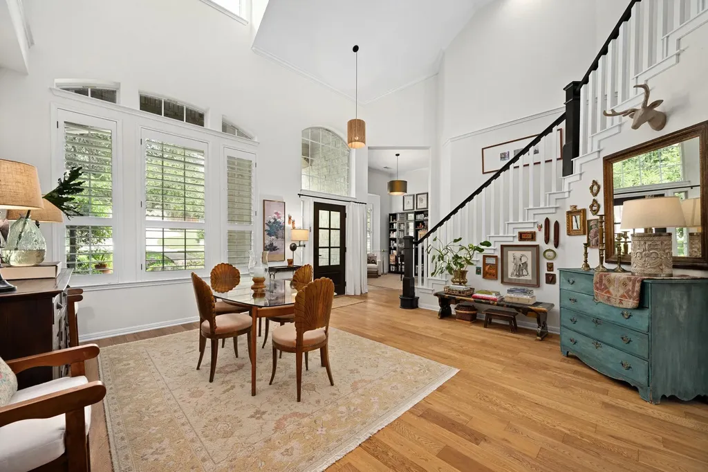 13315 Country Lake Drive Austin TX 78732