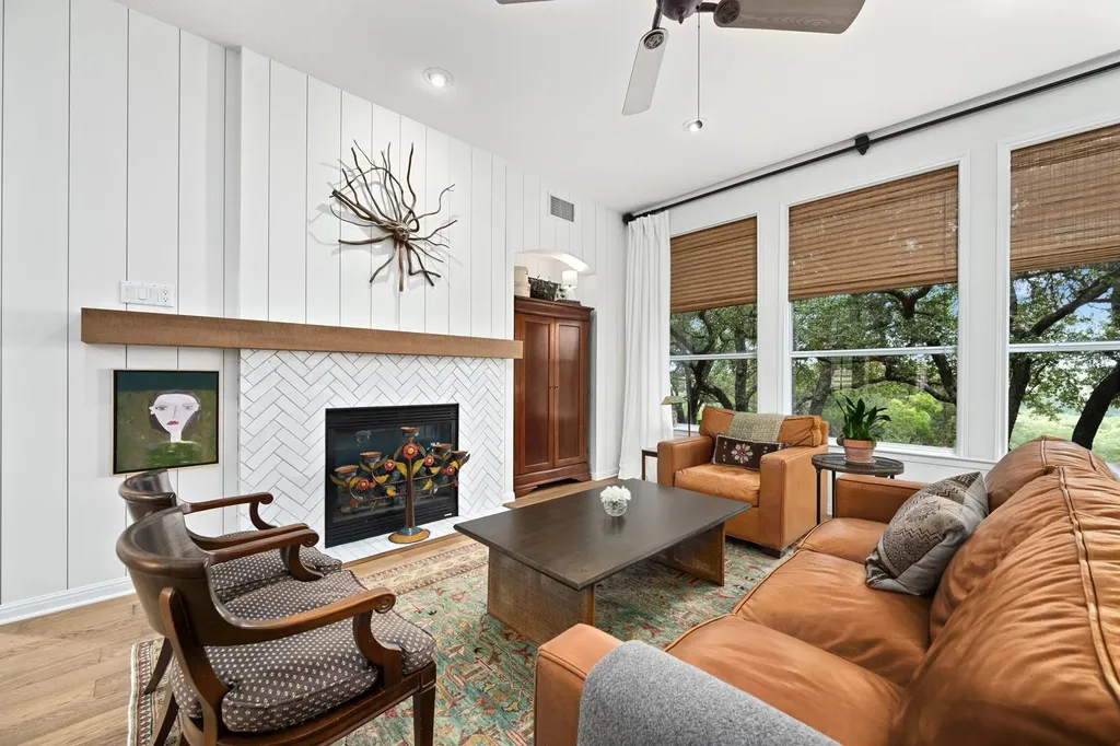 13315 Country Lake Drive Austin TX 78732