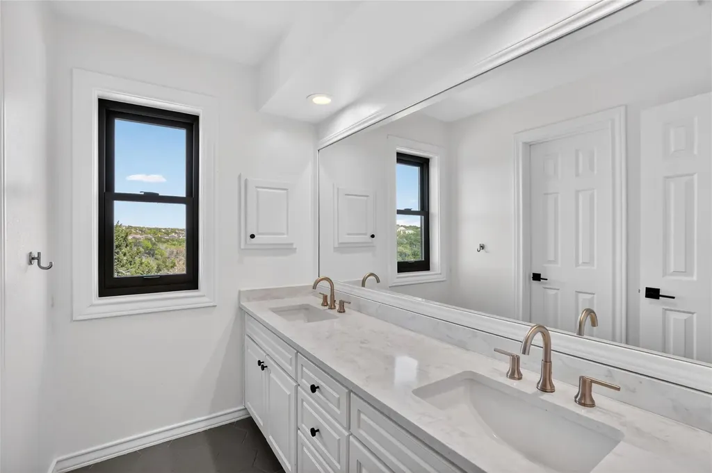 6506 Staghorn Cove Austin TX 78759