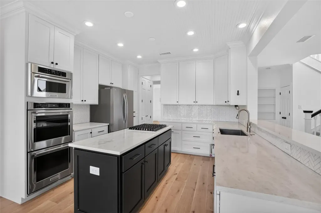 6506 Staghorn Cove Austin TX 78759
