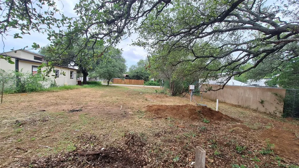 3331 Daisy Street Kingsland TX 78639