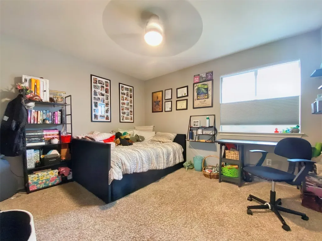 701 Sampson Kyle TX 78640