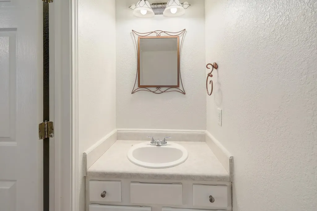 108 Prairie Springs Cove Georgetown TX 78626