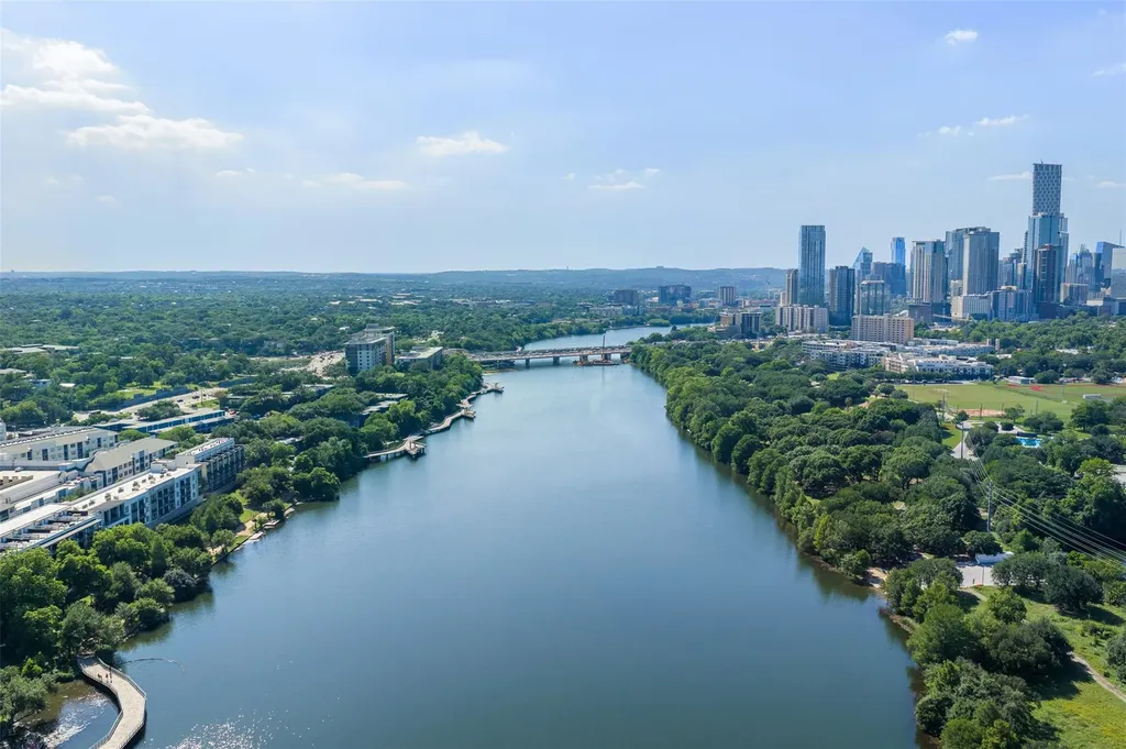 1800 Haskell Street Austin TX 78702
