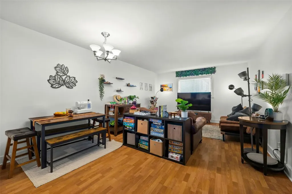 3815 Guadalupe Austin TX 78751