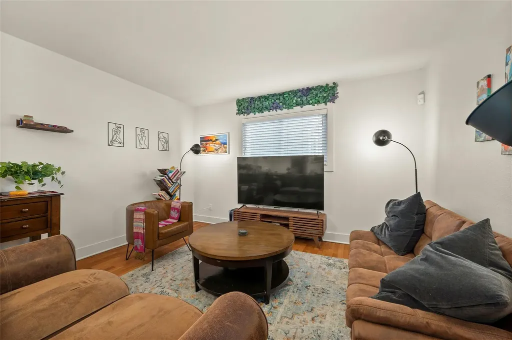 3815 Guadalupe Austin TX 78751