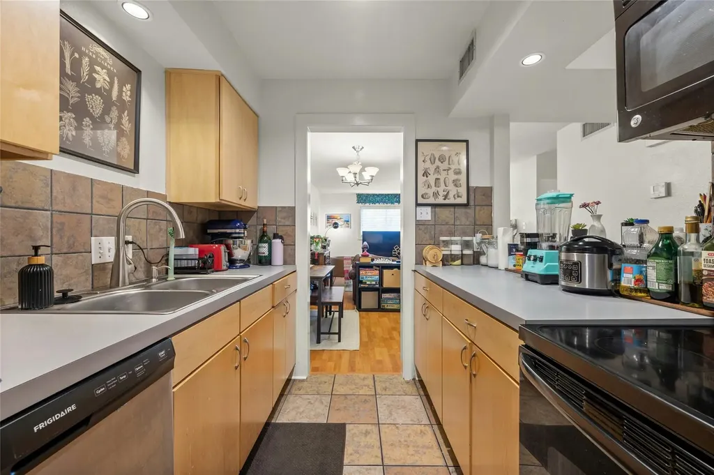 3815 Guadalupe Austin TX 78751