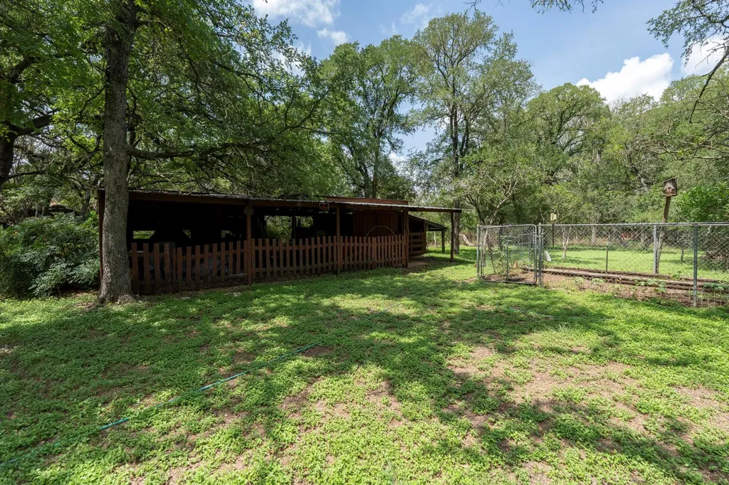 3511 Wyldwood Road Austin TX 78739