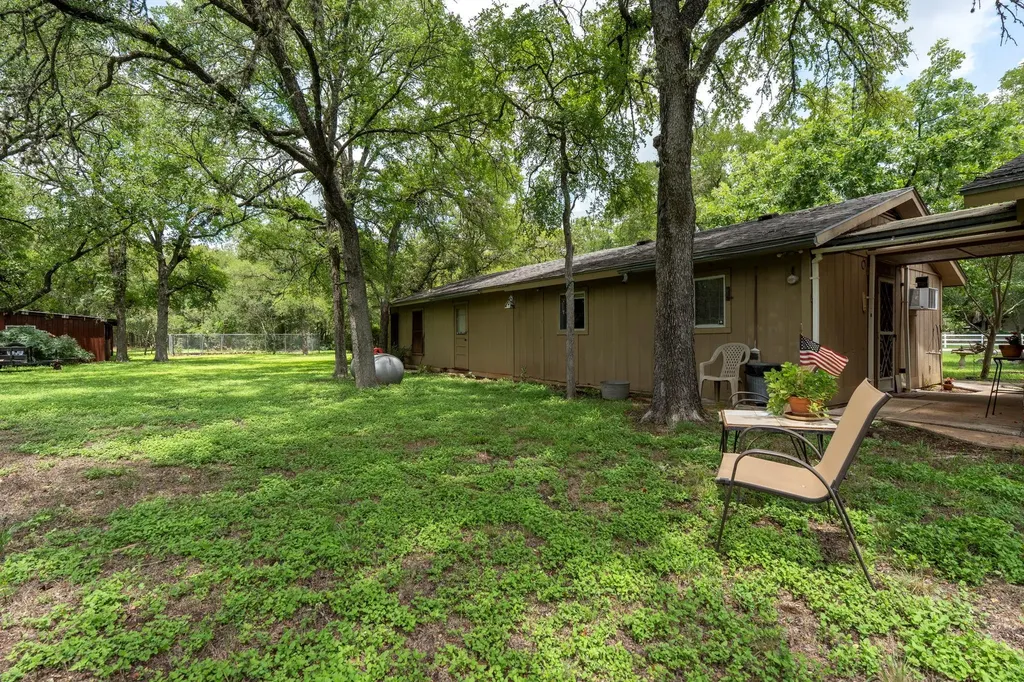 3511 Wyldwood Road Austin TX 78739