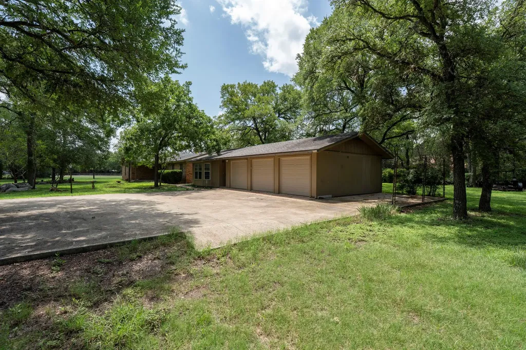 3511 Wyldwood Road Austin TX 78739