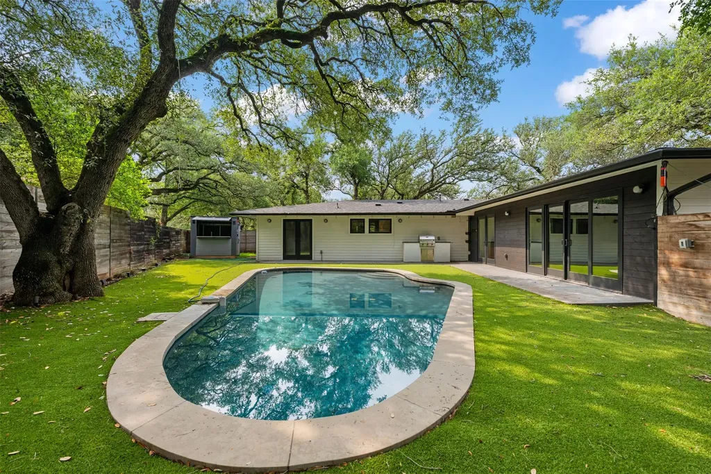 8900 Point West Drive Austin TX 78759