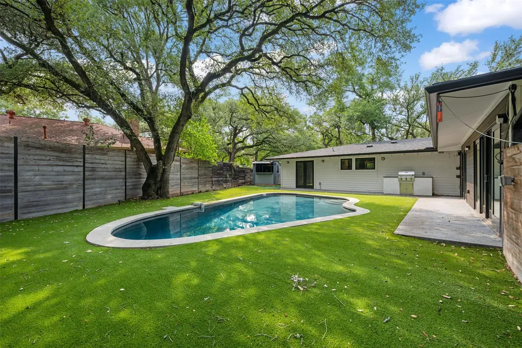 8900 Point West Drive Austin TX 78759