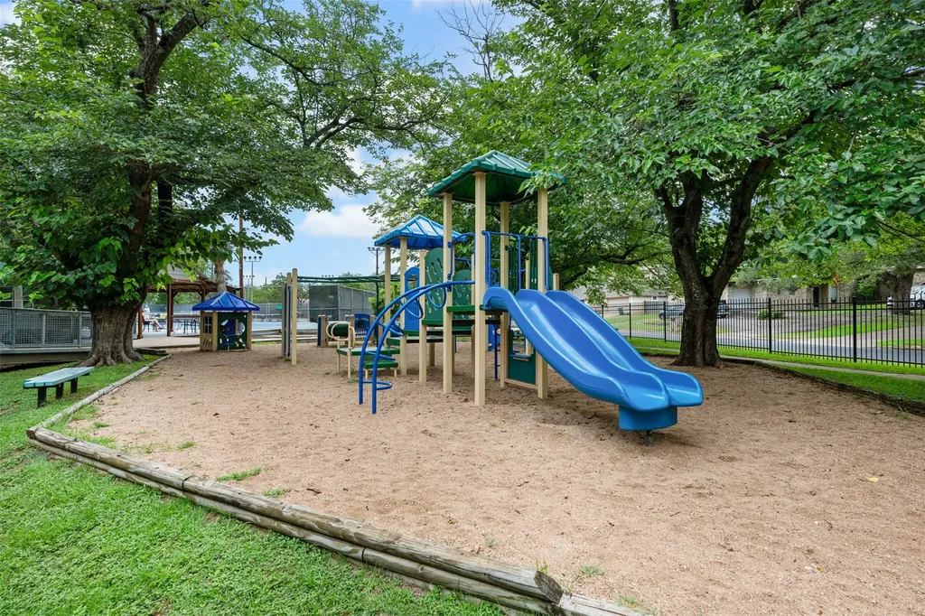 8900 Point West Drive Austin TX 78759