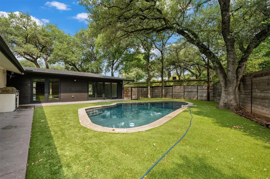 8900 Point West Drive Austin TX 78759
