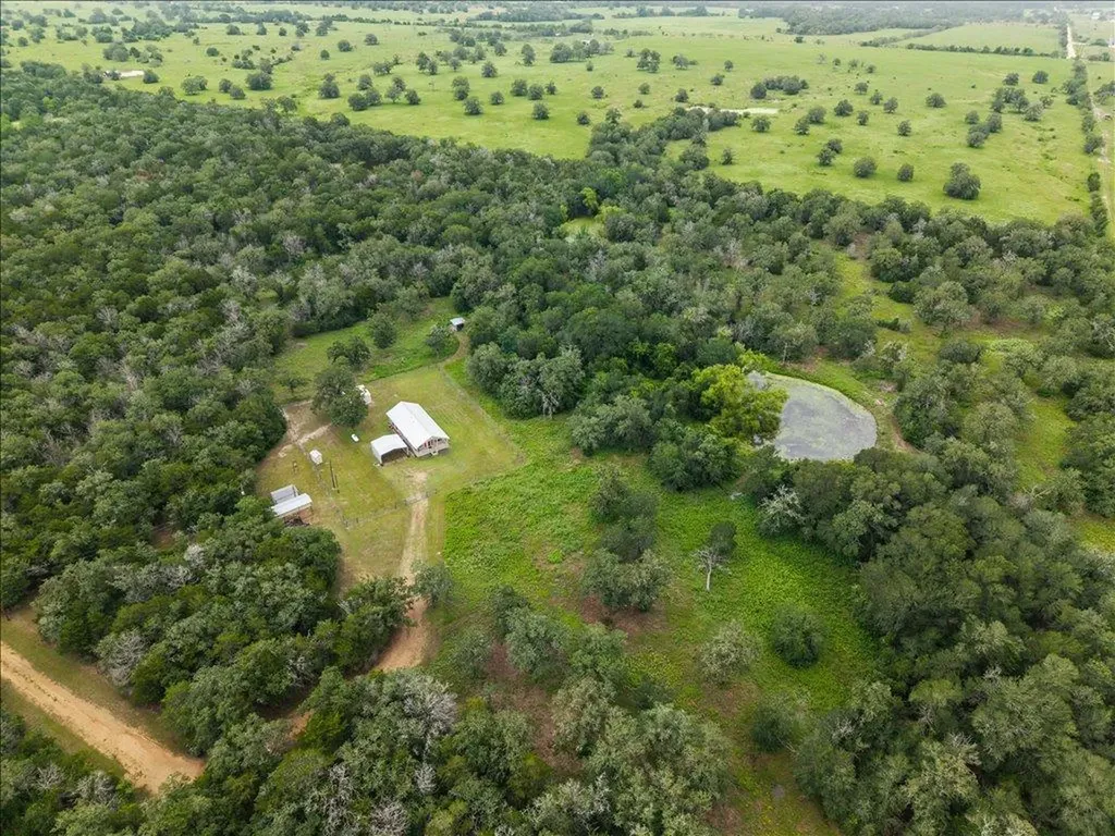 608 Whistleville Road Flatonia TX 78941