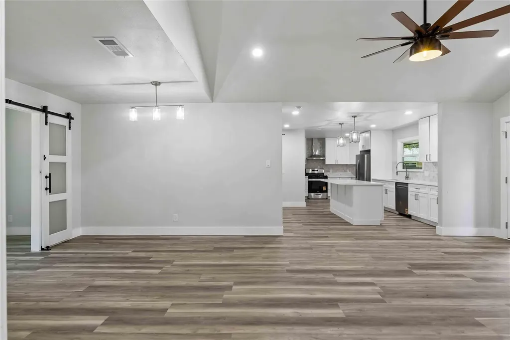 2306 Standish Drive Austin TX 78745