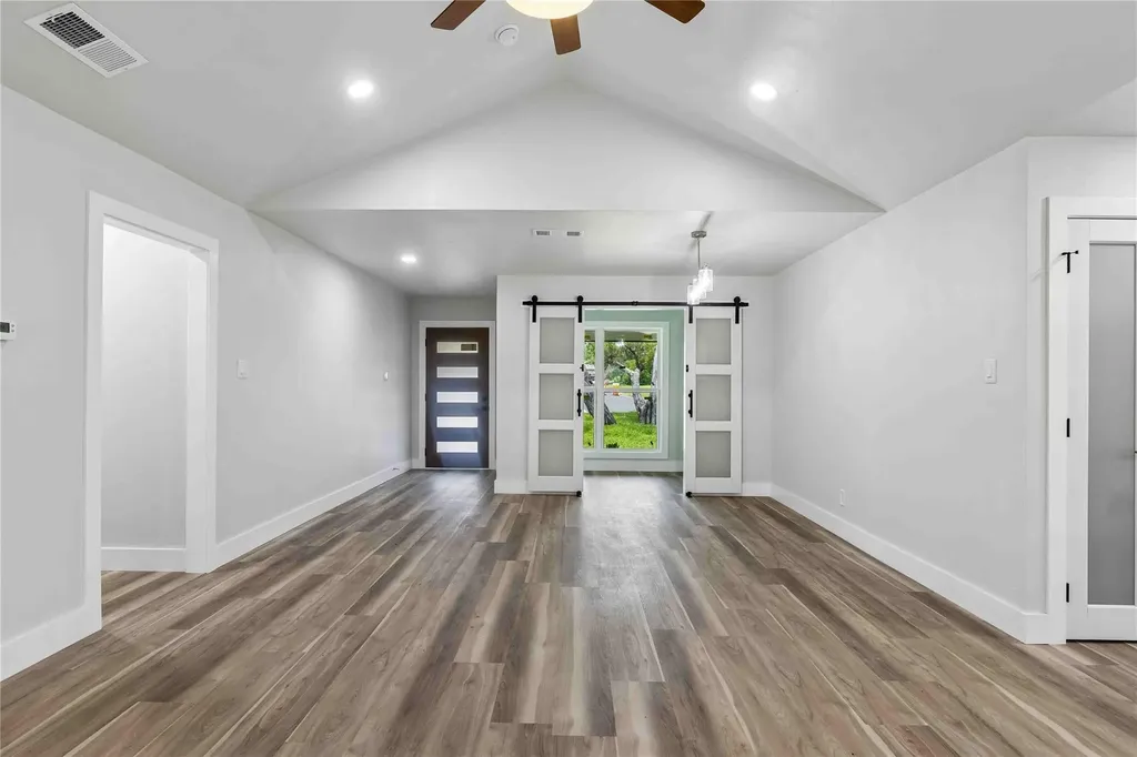 2306 Standish Drive Austin TX 78745