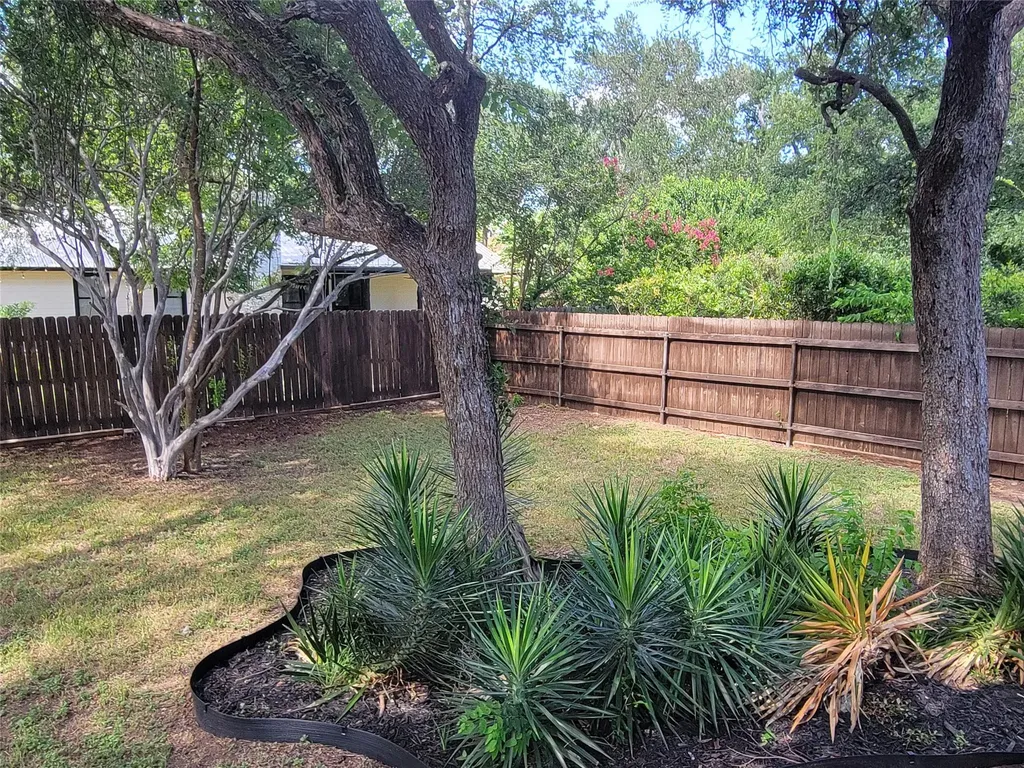 2306 Standish Drive Austin TX 78745