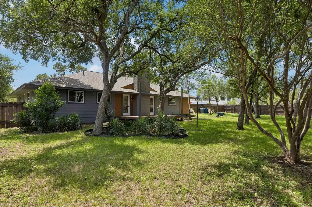 2306 Standish Drive Austin TX 78745